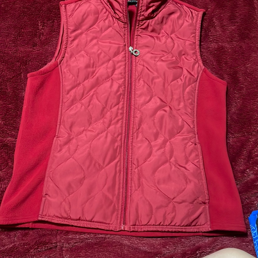 Nice red vest